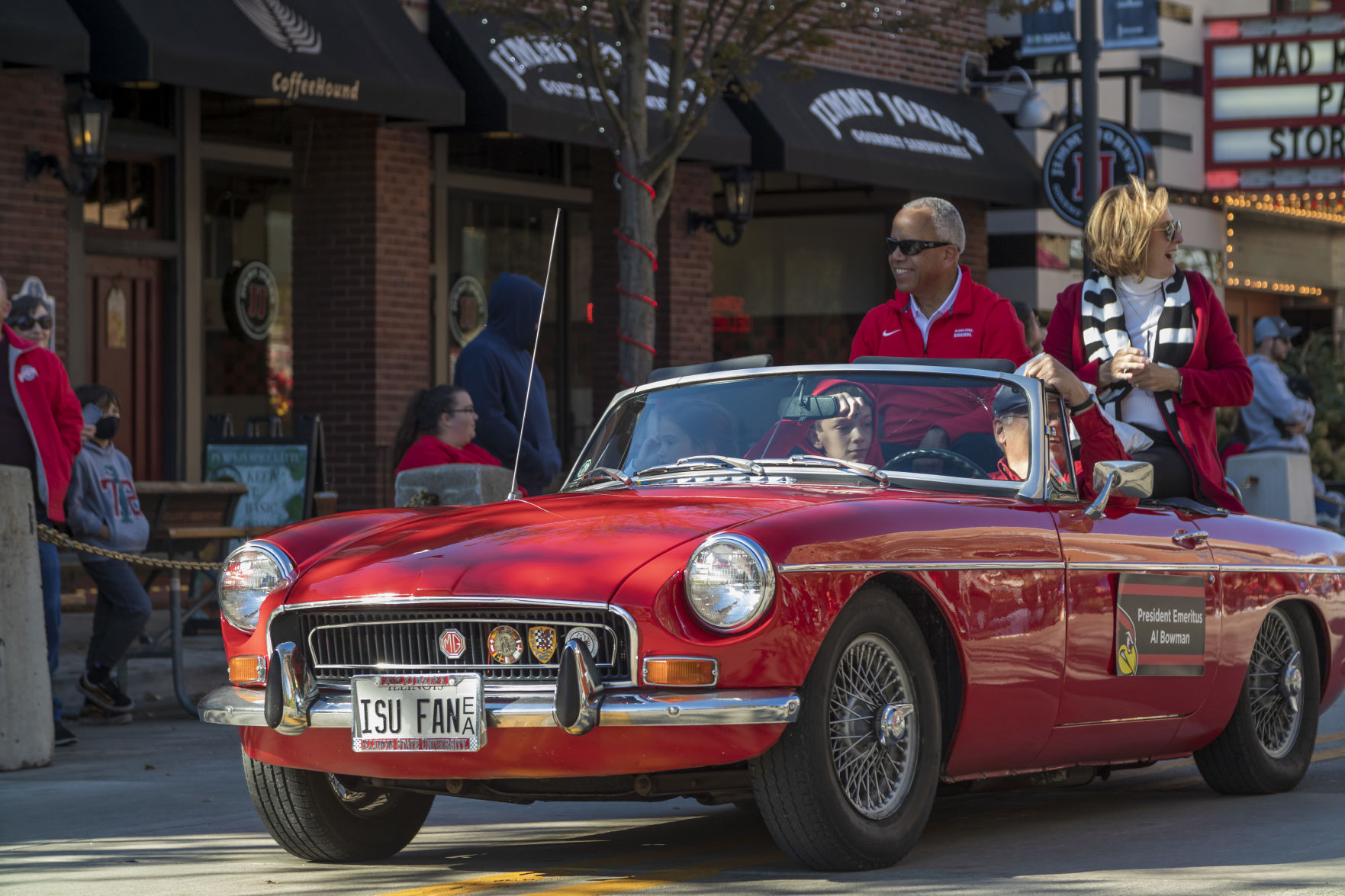 Former ISU President and first lady Al and LInda Bowman